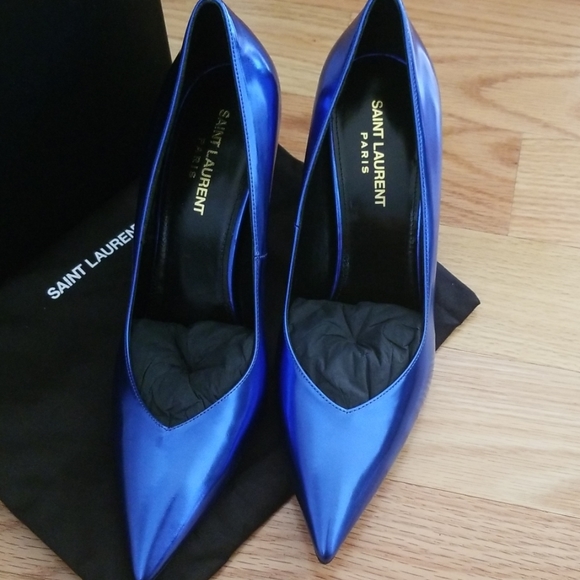 Saint Laurent Shoes - Saint Laurent Kiki Mirrored Pumps in Royal